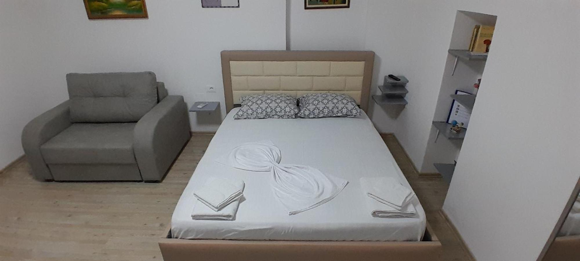 Klent Studio Apartment Pogradec Ngoại thất bức ảnh
