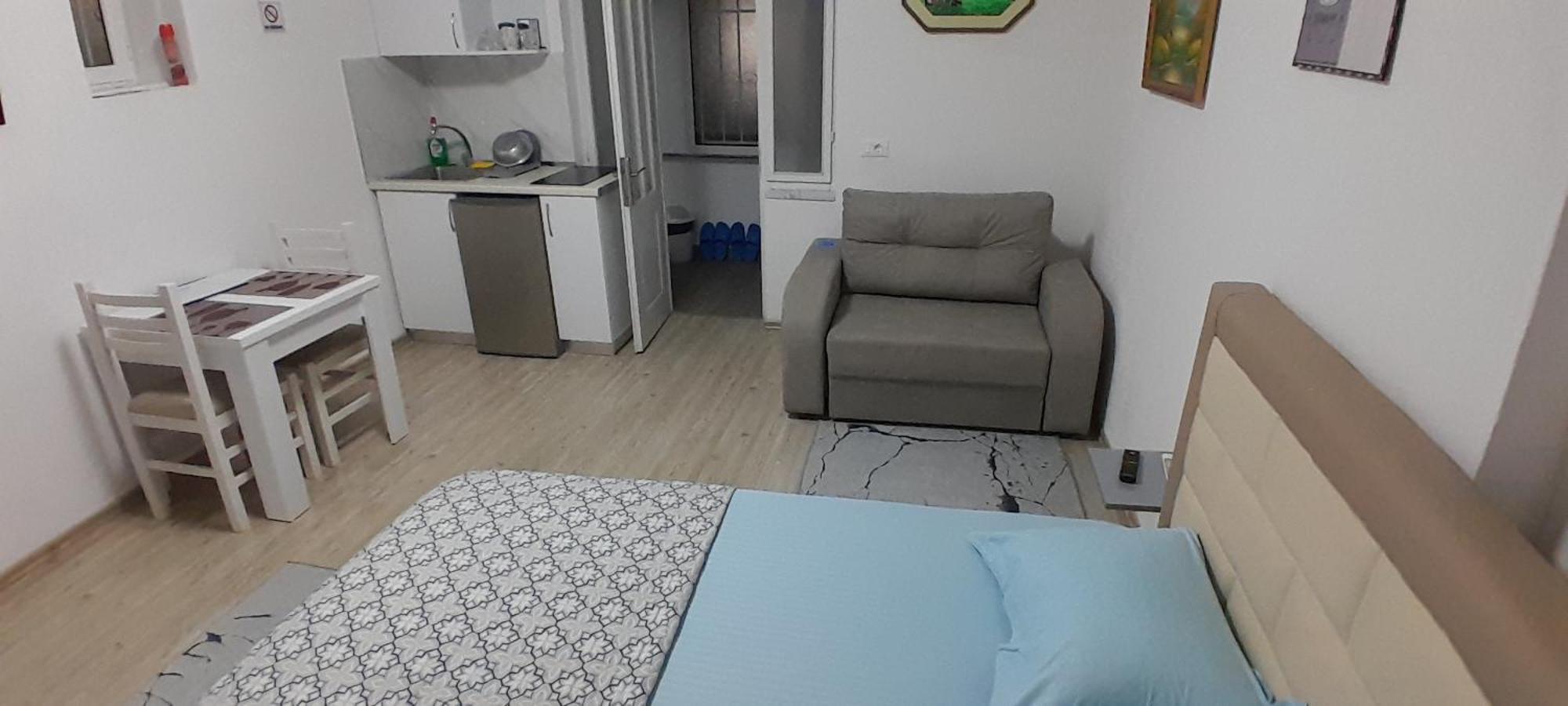 Klent Studio Apartment Pogradec Ngoại thất bức ảnh
