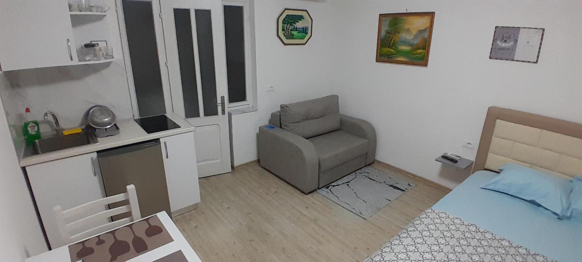Klent Studio Apartment Pogradec Ngoại thất bức ảnh