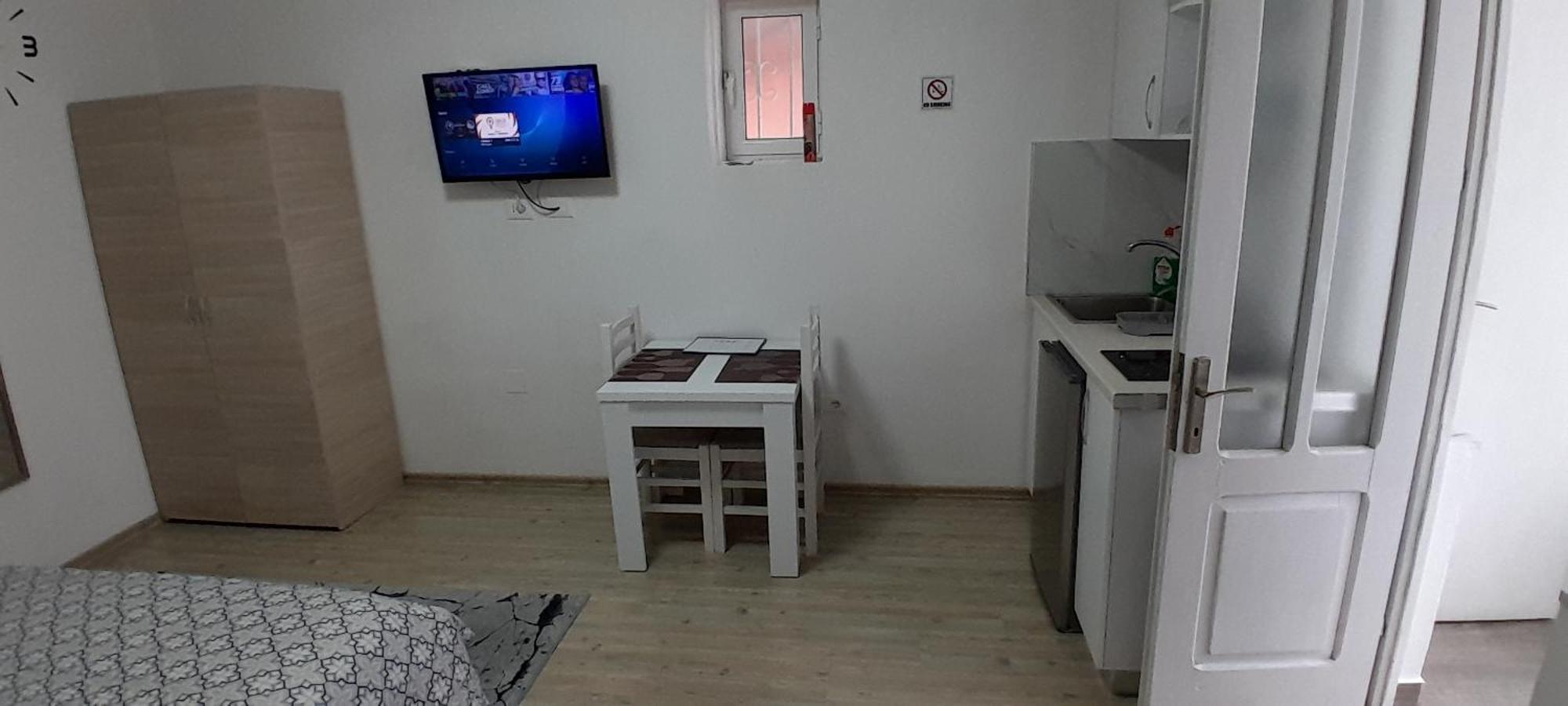 Klent Studio Apartment Pogradec Ngoại thất bức ảnh
